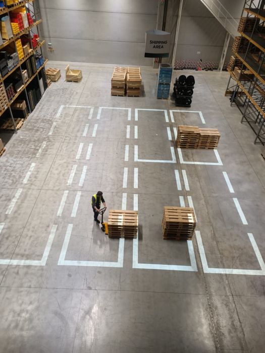 Loading area safety markings